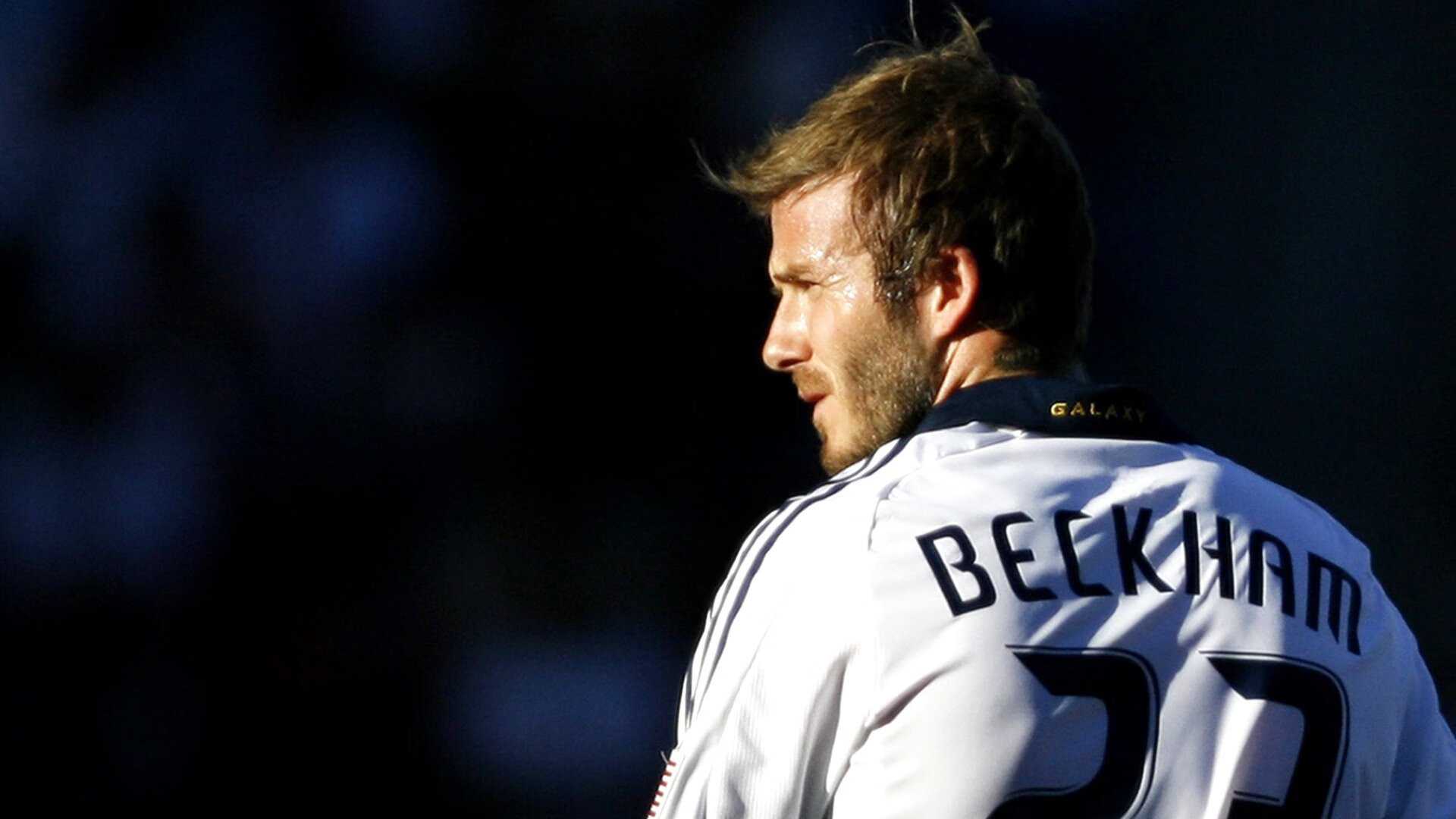 斯通斯为何突然爆发？冰岛用整体足球给国际米兰上了一堂战术课